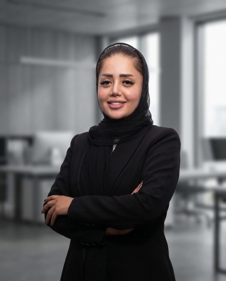 راضیه احمدی